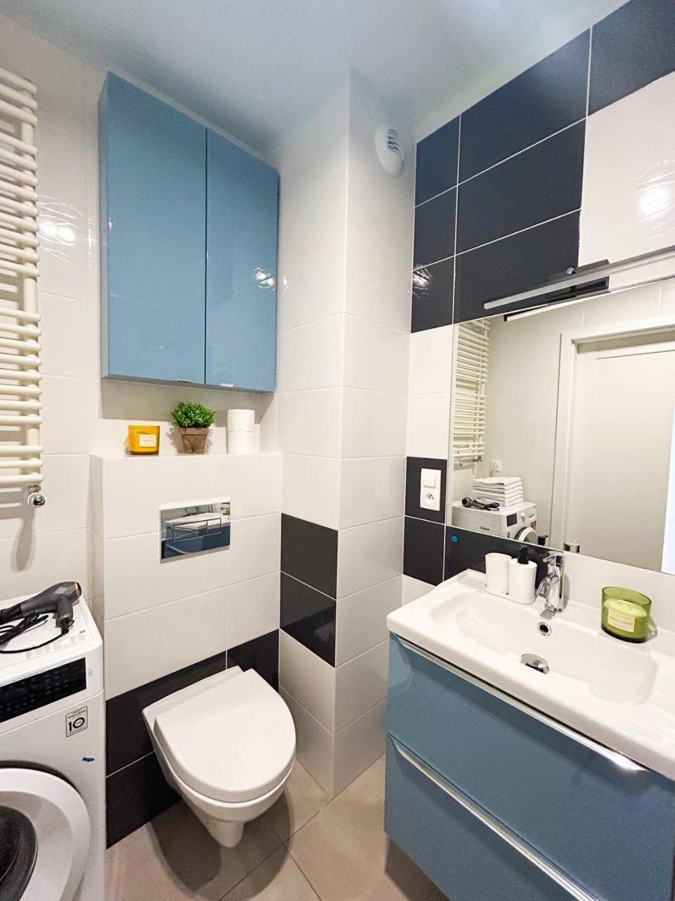 Lumina Luxury 3-Rooms Apartments With Parking Łódź Exterior foto