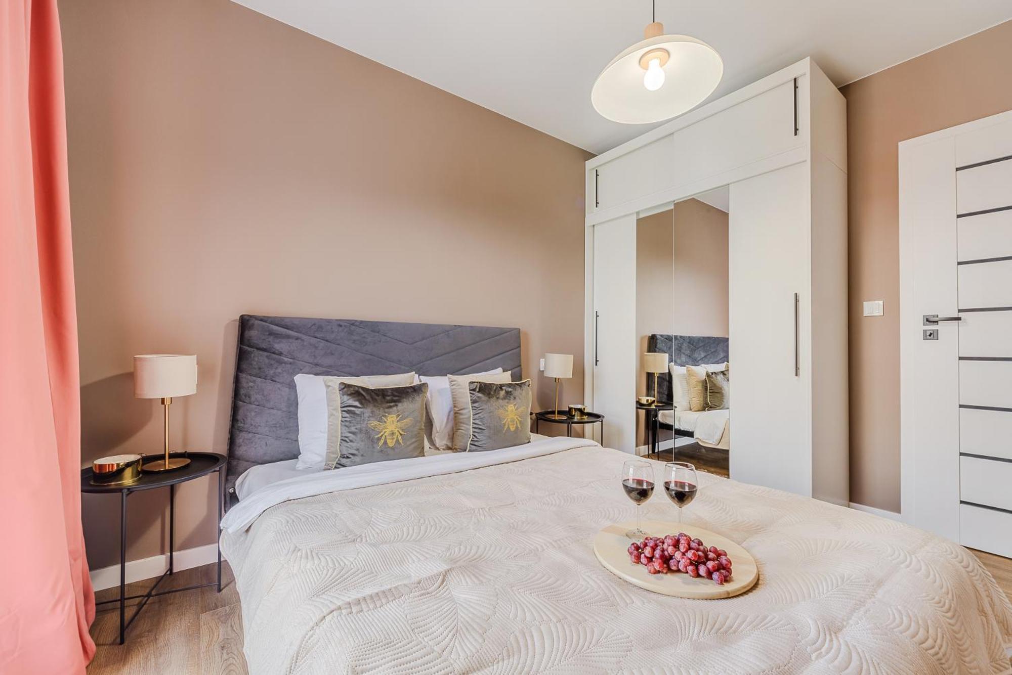 Lumina Luxury 3-Rooms Apartments With Parking Łódź Exterior foto